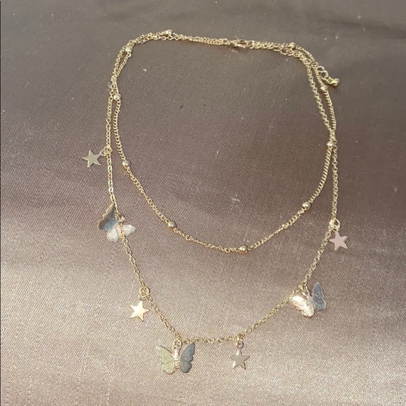 Jewelry - Gold butterfly star layered choker